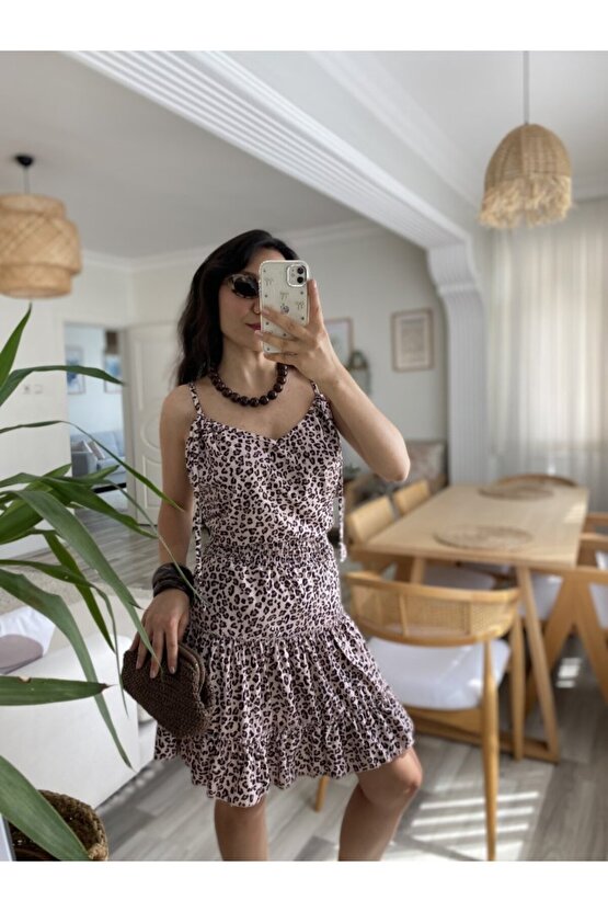 Gökyüzü Moda Kadın Askılı V Yaka Beli Pileli Leopar Desen Eteği Fırfırlı Süprem Elbise