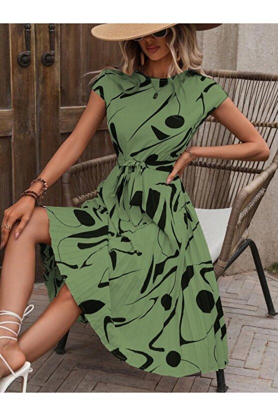 Gökyüzü Moda Kadın Kısa Yarasa Kollu Yuvarlak Yaka Beli Büzgülü Süprem Elbise