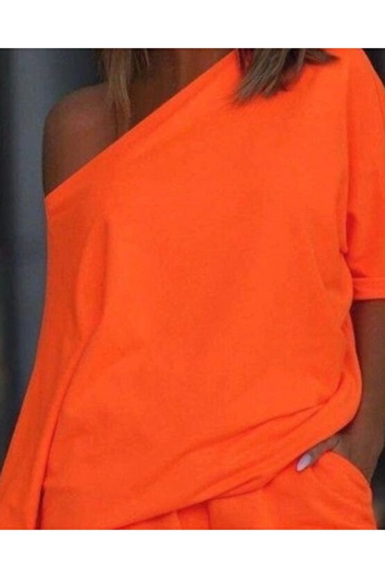 Kadın Kayık Yaka Salaş Iki Iplik Bluz Ve şort Ikili Takım