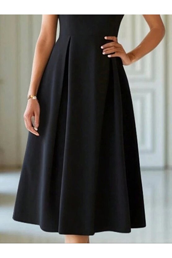 Kadın Kısa Kollu Yarı Balıkçı Yaka Pileli Janjan Krep Midi Elbise