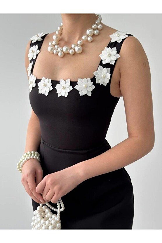 Alyosa Çiçek Detaylı Elbise