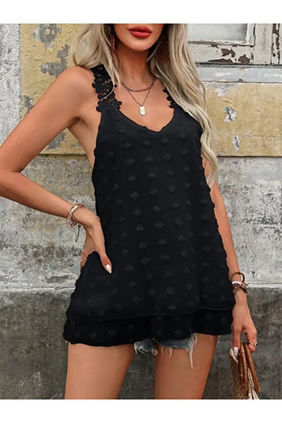 Gökyüzü Moda Kadın Dantel Askılı V Yakalı Sırtı çapraz Detaylı Ponpon Bluz