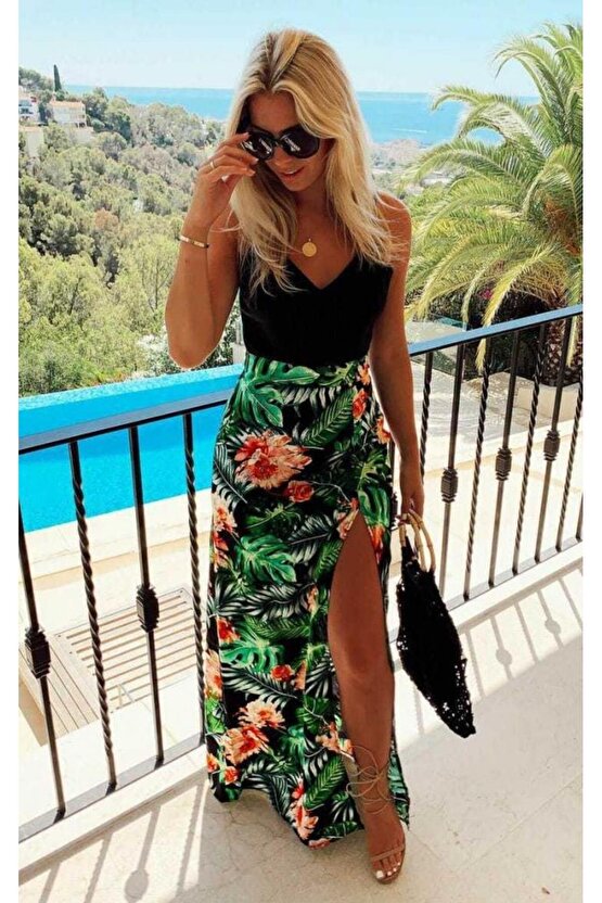 Kadın Askılı V Yaka Eteği Dijital Baskılı çiçek Desenli Yırtmaçlı Mikro Kumaş Elbise