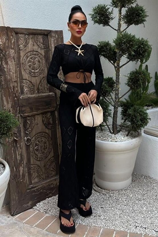 Gökyüzü Moda Göğüs Bağcık Detaylı Ajurlu Bluz Pantolon Takım 10098