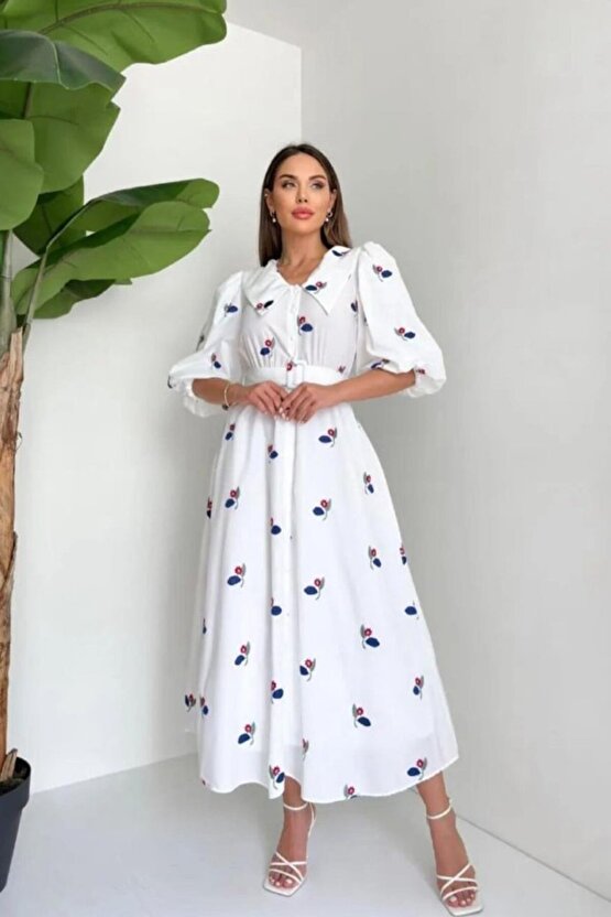 Gökyüzü Moda Kırmızı Yakası Çiçek Motifli Kemerli Elbise