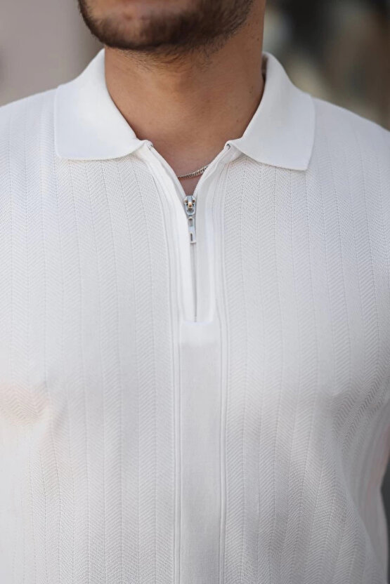 Erkek Yakası Fermuarlı Kısa Kollu T-shirt