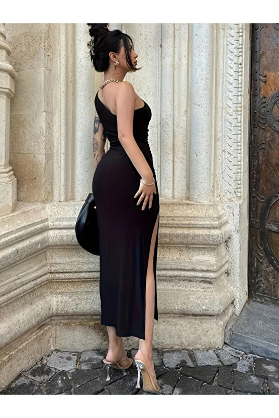 Kadın Tek Omuzu Açık Büzgülü Yandan Yırtmaçlı Uzun Sandy Elbise