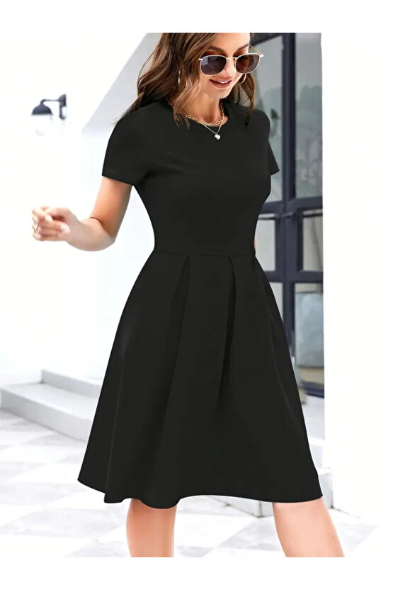 Gökyüzü Moda Kadın Kısa Kollu Bisiklet Yaka önden Pile Detaylı Janjan Krep Elbise