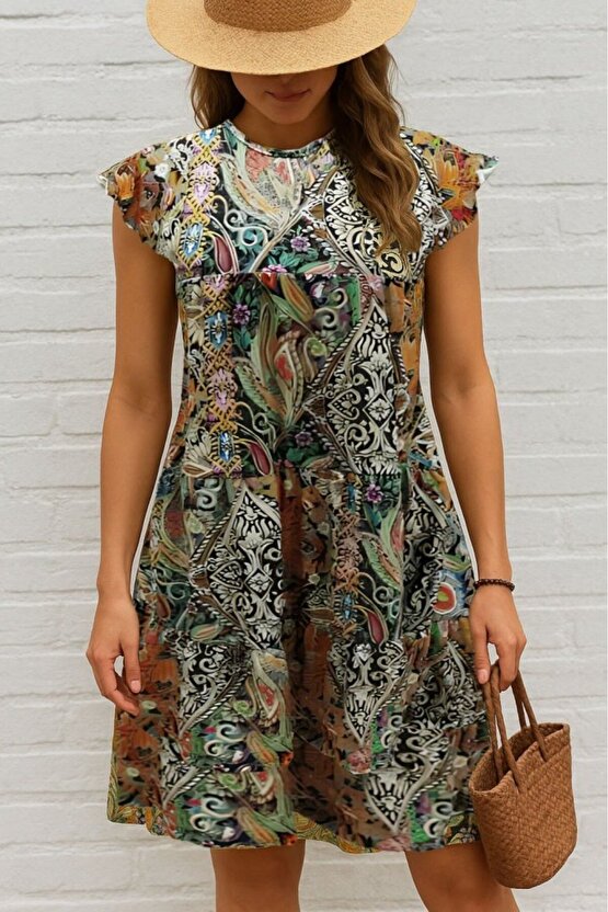 Gökyüzü Moda Kadın Kısa Kollu Kolları Fırfırlı Bisiklet Yakalı Kare Desenli Elbise