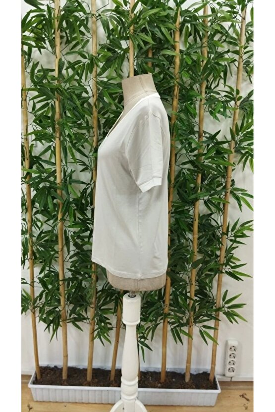 Kadın Kısa Kollu V Yakalı Viskon Bluz