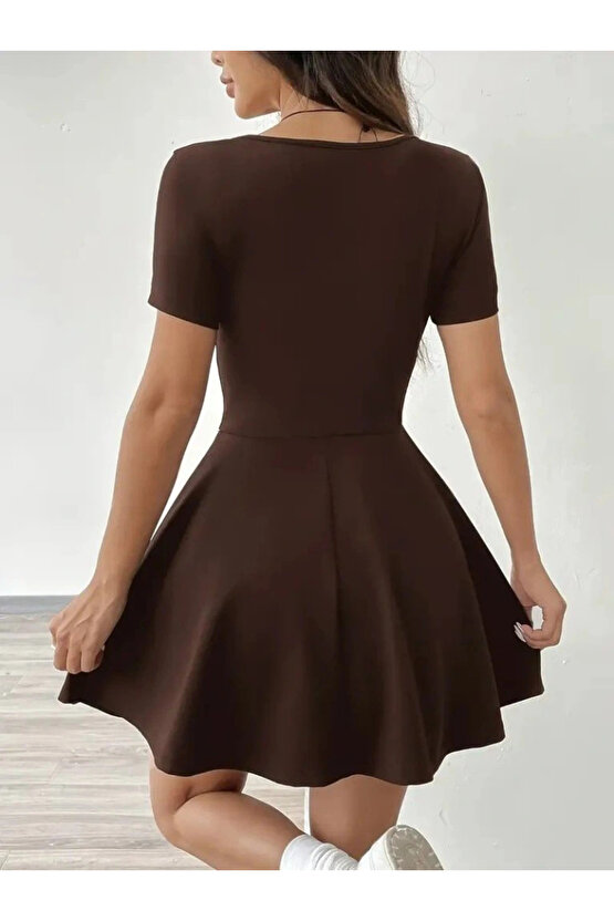 Kadın Kısa Kollu Kare Yaka Short Detaylı Cepli Dalgıç Elbise