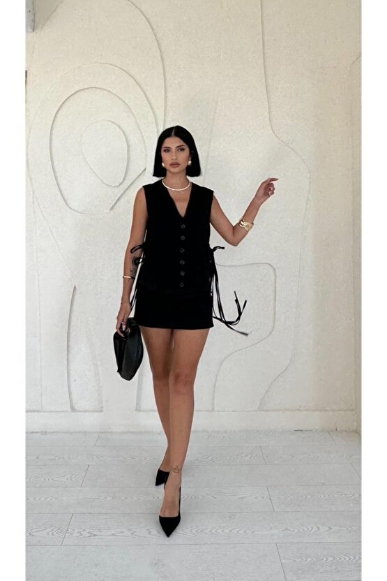 eyesof Siyah Yanları Bağcıklı Yelek