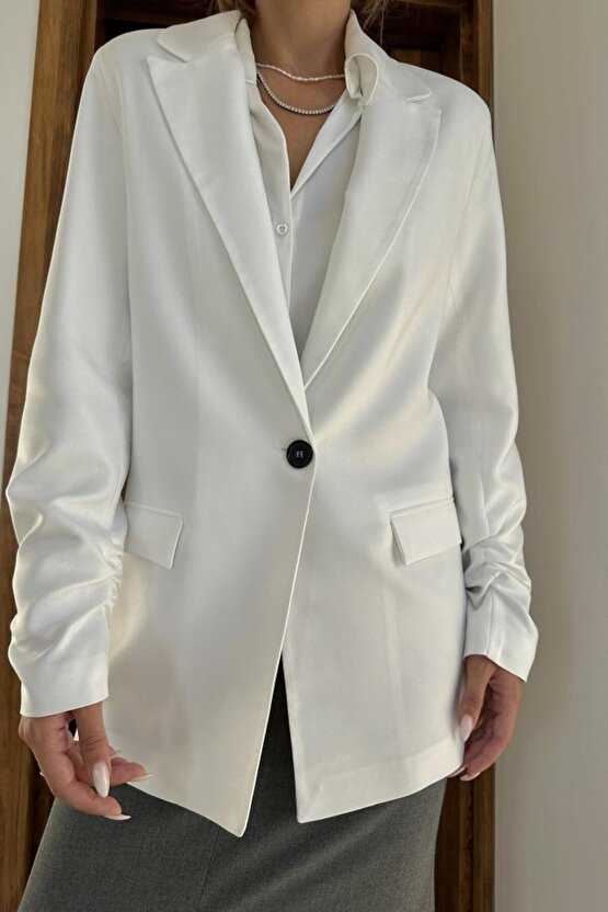 Gökyüzü Moda Ekru Kol Ucu Büzgülü Atlas Ceket