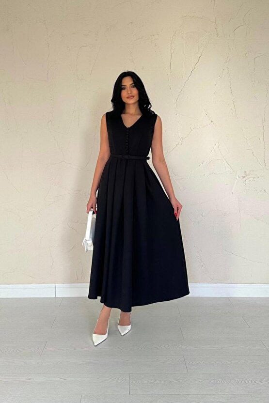 eyesof Siyah Önü Britli Pileli Elbise