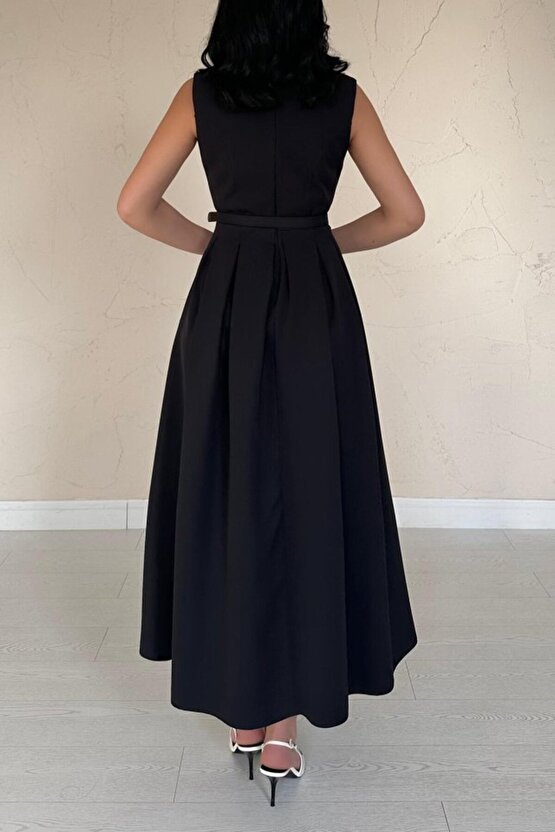 eyesof Siyah Önü Britli Pileli Elbise