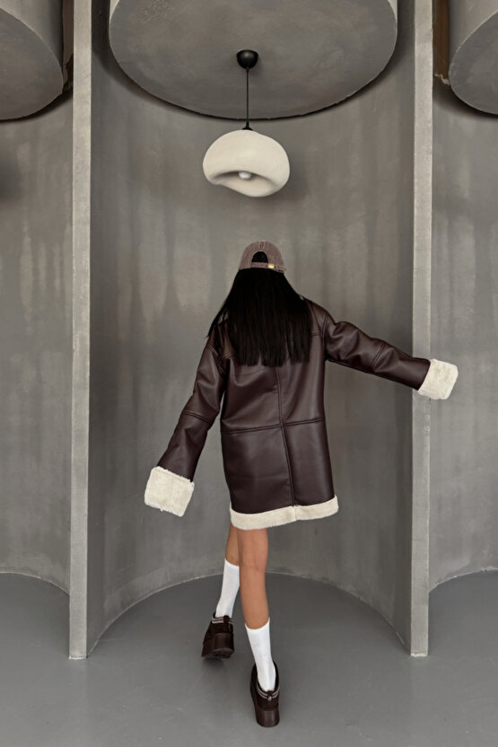 Gökyüzü Moda DERİ MONT KOL VE YAKA PELUŞ KAPAKSIZ CEP DETAYLI - Kahverengi