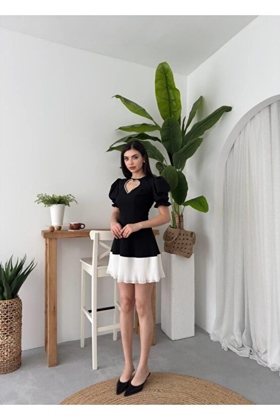 Gökyüzü Safe Kalp Detaylı Elbise