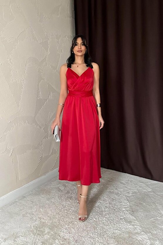 Gökyüzü Moda Kırmızı Taş Askılı Prenses Elbise