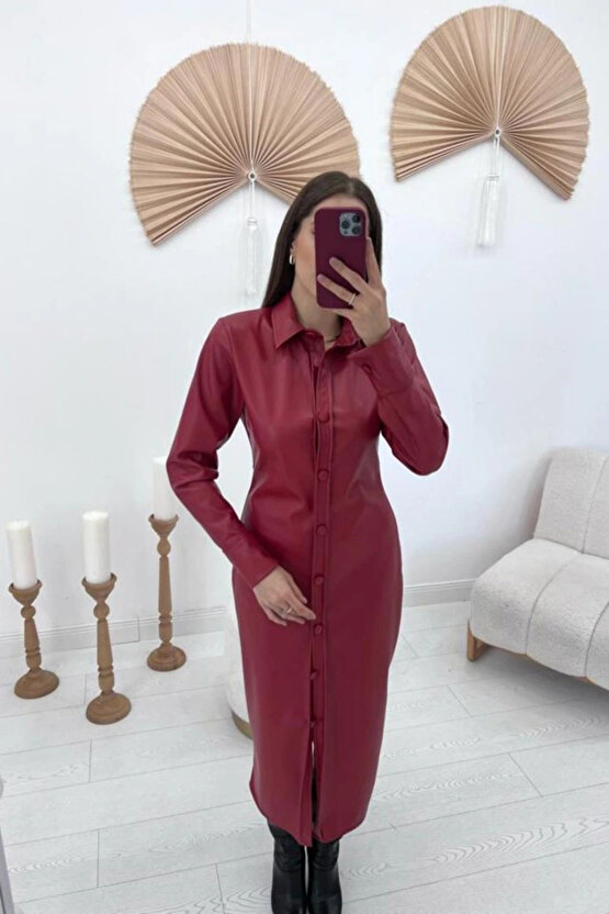 Kırmızı Boydan Düğmeli Deri Elbise