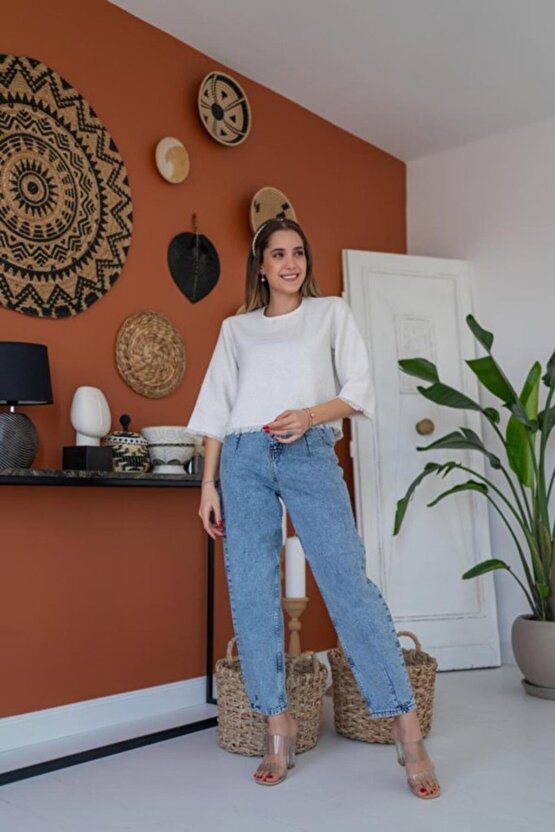 Gökyüzü Moda Beyaz Püskül Detaylı Bluz