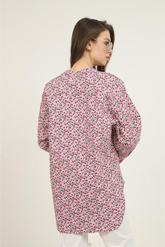 Gökyüzü Moda Kırmızı V Yakalı Ve Desenli Gömlek