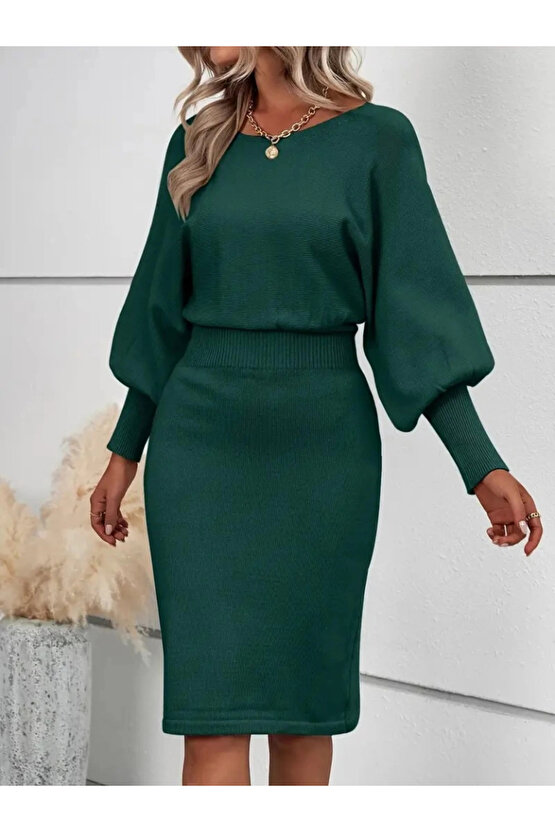 Kadın Uzun Yarasa Kollu Yakası Açık Belden Oturtmalı Kısa Triko Elbise