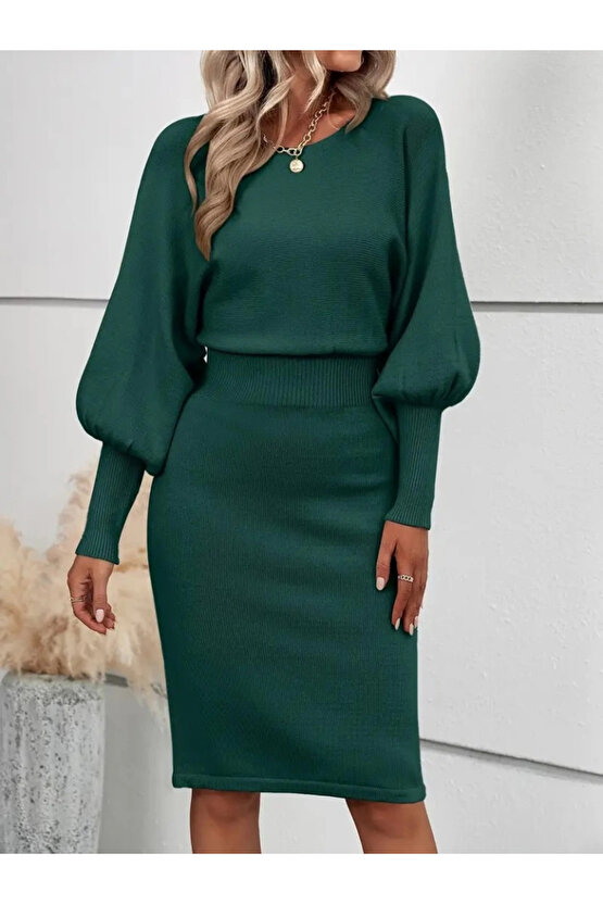 Kadın Uzun Yarasa Kollu Yakası Açık Belden Oturtmalı Kısa Triko Elbise