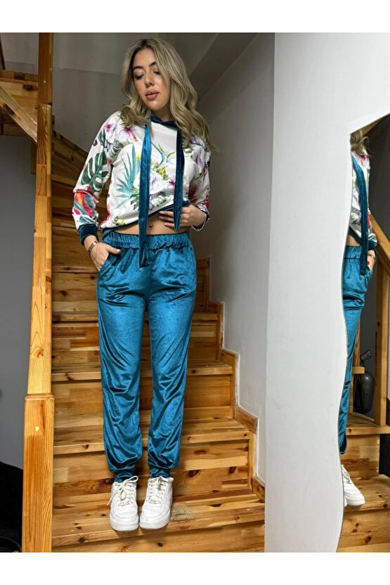 MDB Kadın Kadife Kumaş Uzun Kollu Kapüşon Detay çiçek Baskılı Sweat Ve Pantolon Ikili Takım