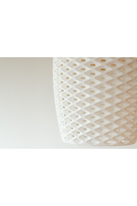 Fiora Tekli Delik Şekilli Plastik Avize Salon, Mutfak, Yatak Odası Çocuk Odası Ve Hol İçin Uygun