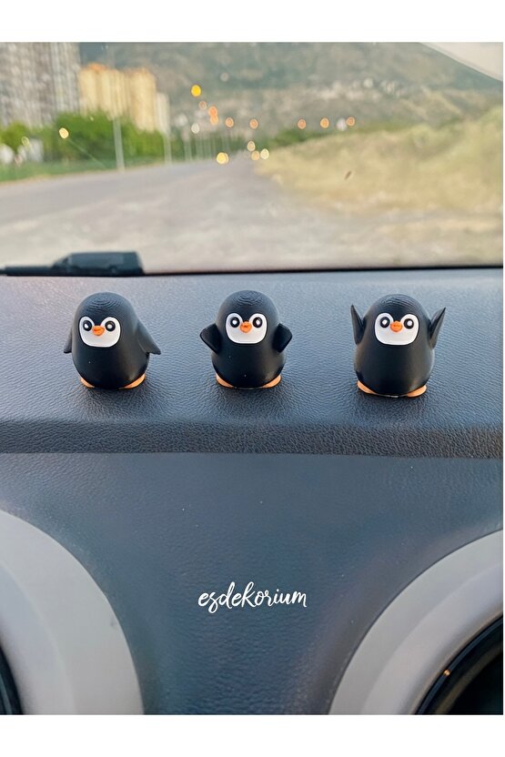 3’lü Minik Penguen Ailesi - Araç Torpido Süsü - Torpido Aksesuar - Oto Aksesuar