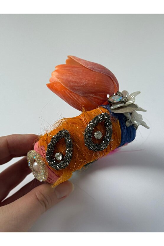 Cemil İpekçi yaz defilesi özel tasarım bilezik 4