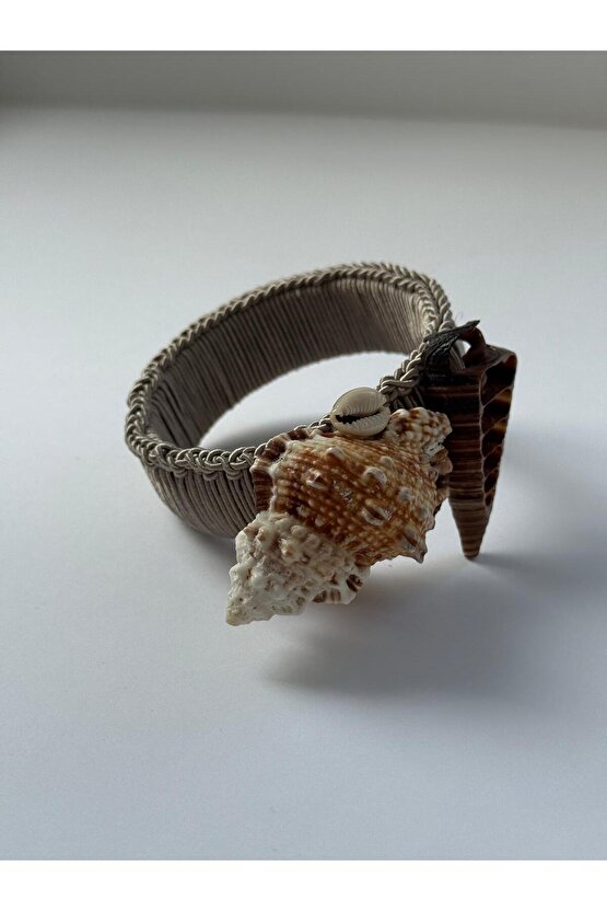 Cemil İpekçi yaz defilesi özel tasarım bilezik 3