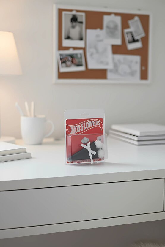 Hot Flowers Tasarım Beyaz Gül Buketi Sevgiliye Özel Hediye Love Flowers Koleksiyonluk Minik Buket