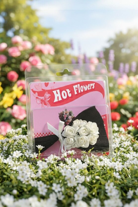 Hot Flowers Özel Tasarım Çiçekli Koleksiyon Ürünü Beyaz Gül Buketi Sevgiliye Hediye Minik Buket