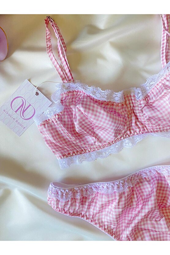 PEMBE KARELİ SÜTYEN TAKIMI