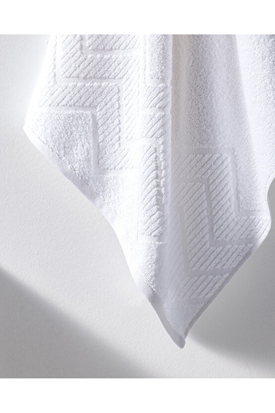 Sabine %100 Pamuk Banyo Havlusu - Beyaz