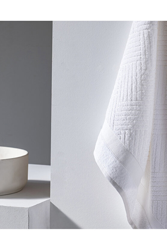 Etienne %100 Pamuk Banyo Havlusu - Beyaz