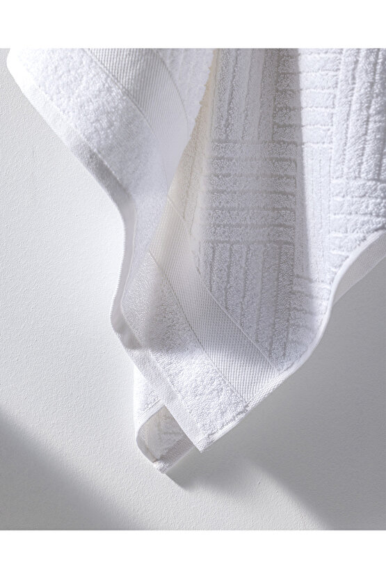 Etienne %100 Pamuk Banyo Havlusu - Beyaz