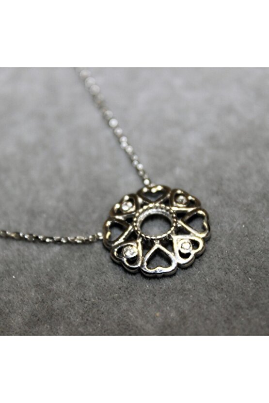 8 Kalpli Taşlı Kolye