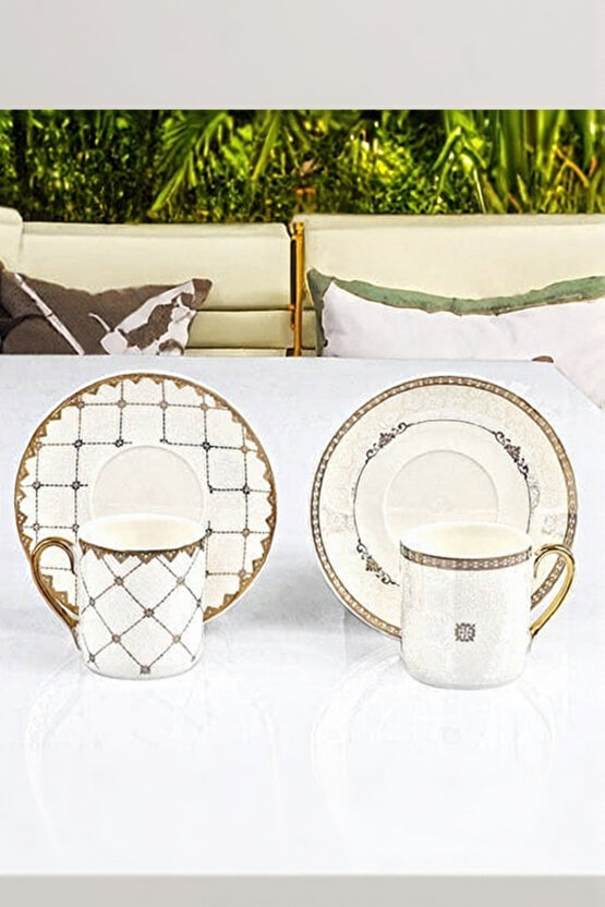 Altın Yaldızlı Madalyon Desenli Porselen Kahve Fincanı 2 Kişilik