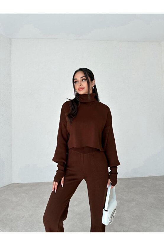 PARMAK GECMELİ TRİKO TAKIM