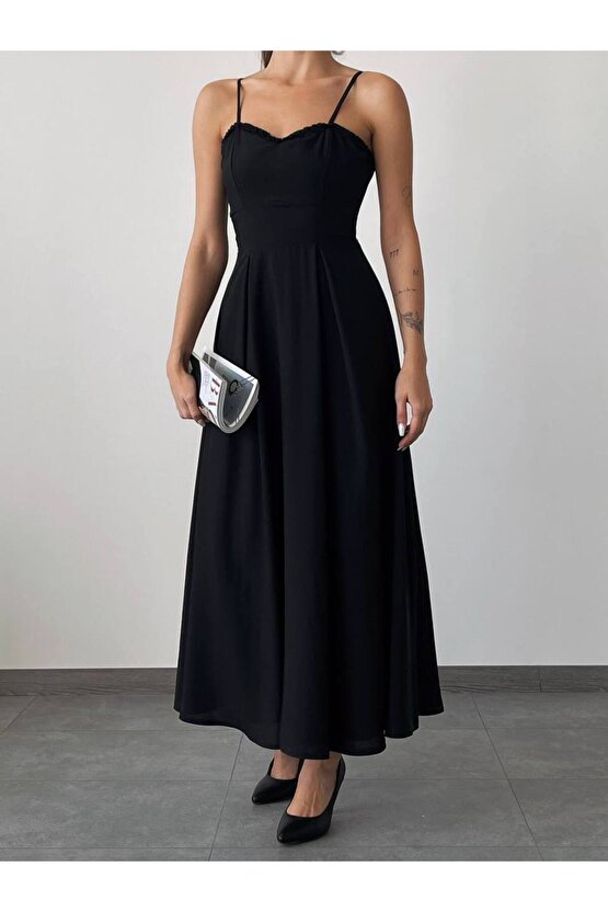İp Askılı Göğüs Detaylı Jessica Kumaş Uzun Siyah Elbise