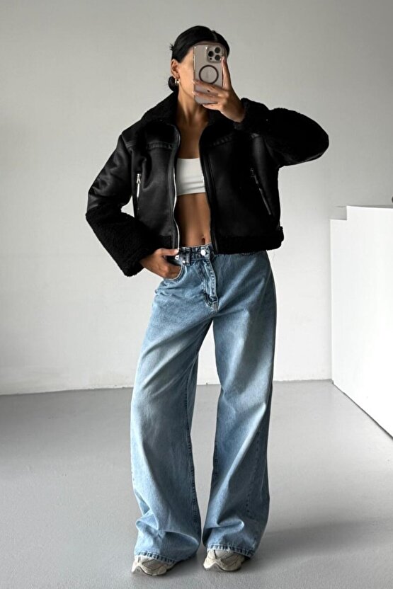 Kadın Peluş Detaylı Crop Biker Suni Deri Mont