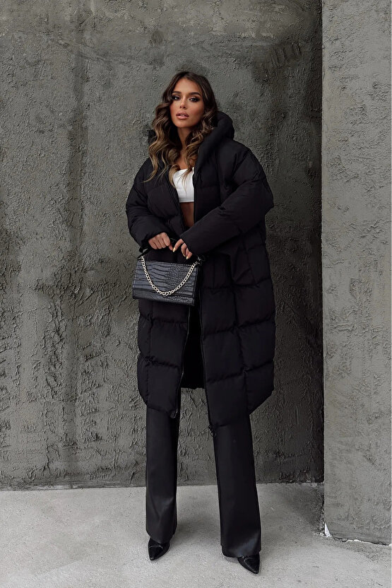 Kapüşonlu Uzun Oversize Şişme Kadın Mont - Siyah
