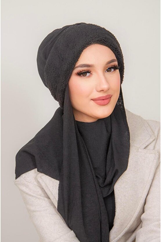 Siyah Kürklü Kelebek Bone Şal