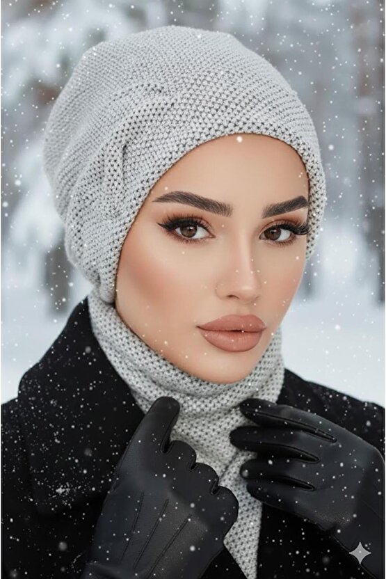 Beyaz Petek Desen Fiyonklu Tesettür Bere ve Etol Takım