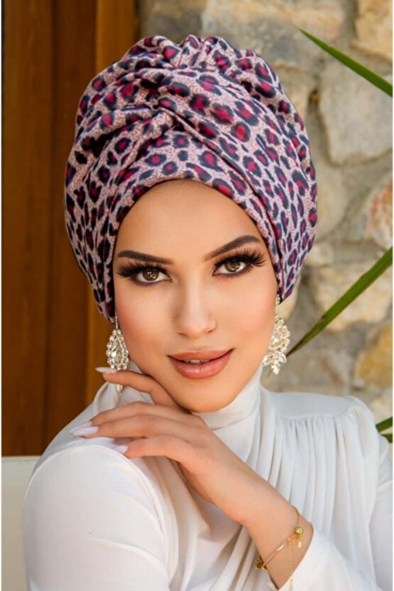 Bordo Leopar Burgu Detaylı Bone