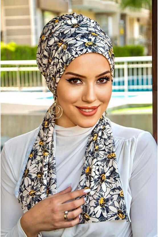 Ekru Papatya Desenli Atkılı Bone