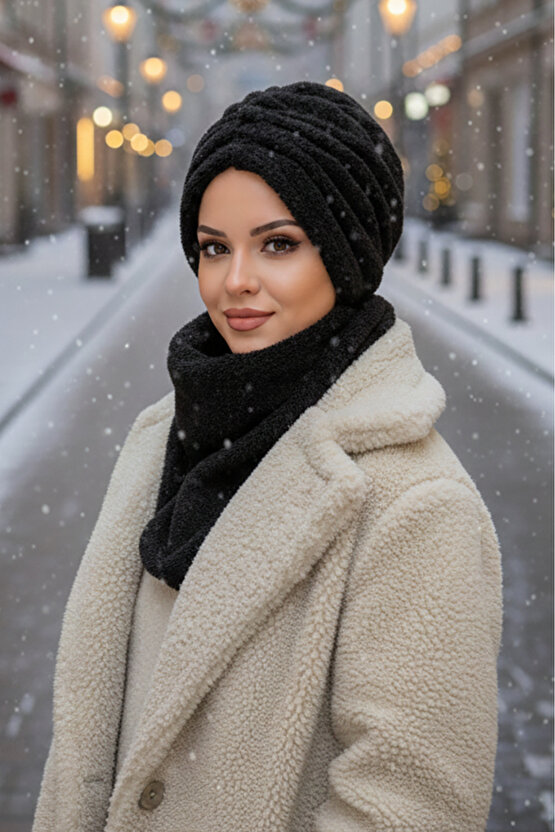 Siyah Kürk Büzgülü Bone Ve Etol Takım