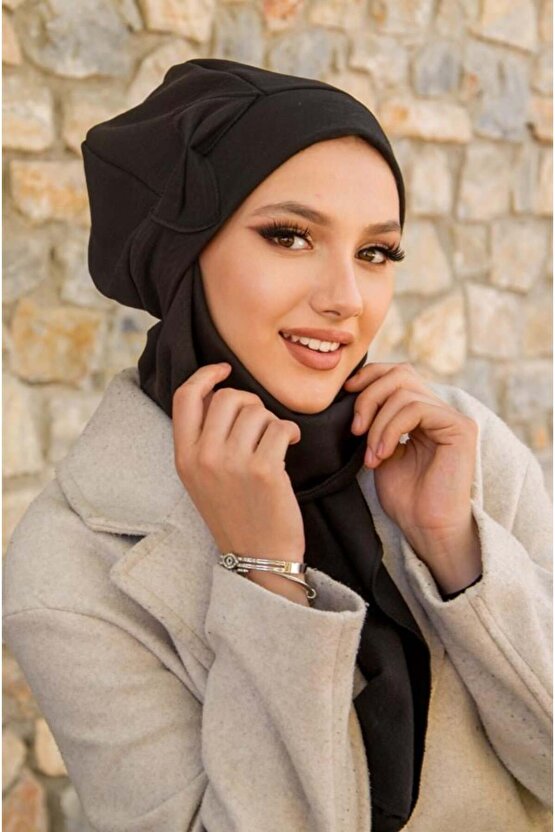 Siyah Fiyonklu Tesettür Bere